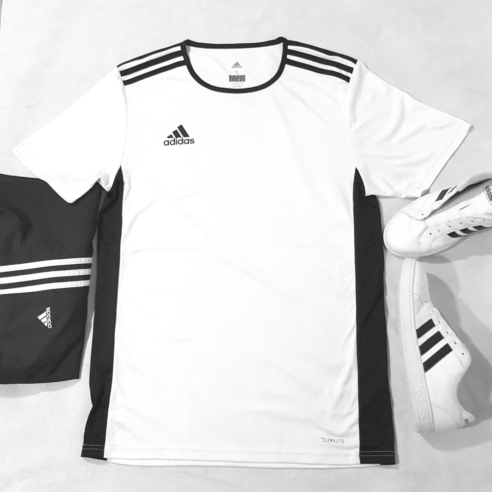 Adidas T-shirt